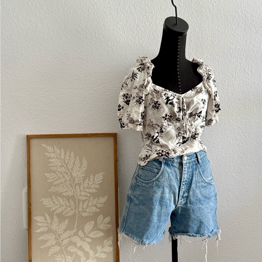 Who What Wear Linen Puff Sleeve Top - Size M
